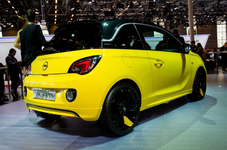  Opel Adam 2013 года  (фото 33 из 107)